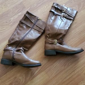 Guess boots